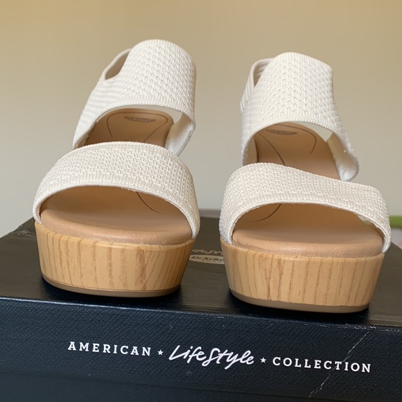 Brand new in the box chunky heels - Picture 11 of 12